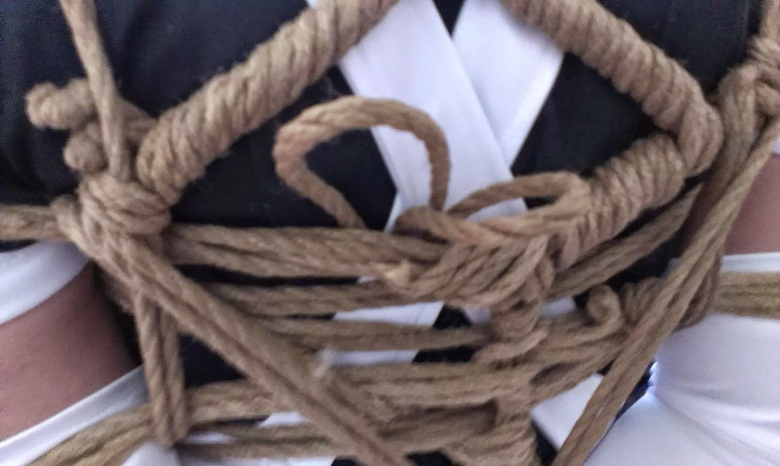 Faster rope coils Kinbaku Today 2